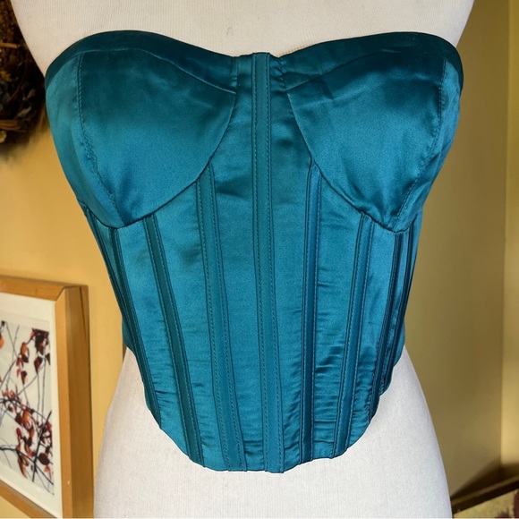 GARAGE Size Medium Corset Top Satin Green Turquoise Boned Zip Back $88 NEW - Picture 2 of 16
